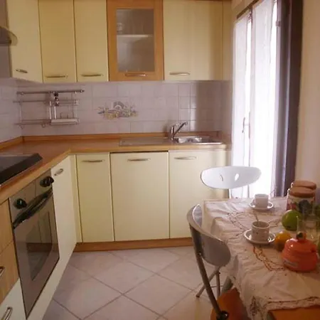 Calle Burchio Apartamento *