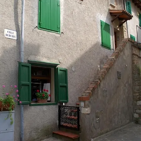 Calle Burchio * グラード