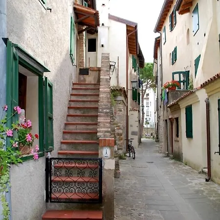 Calle Burchio Grado